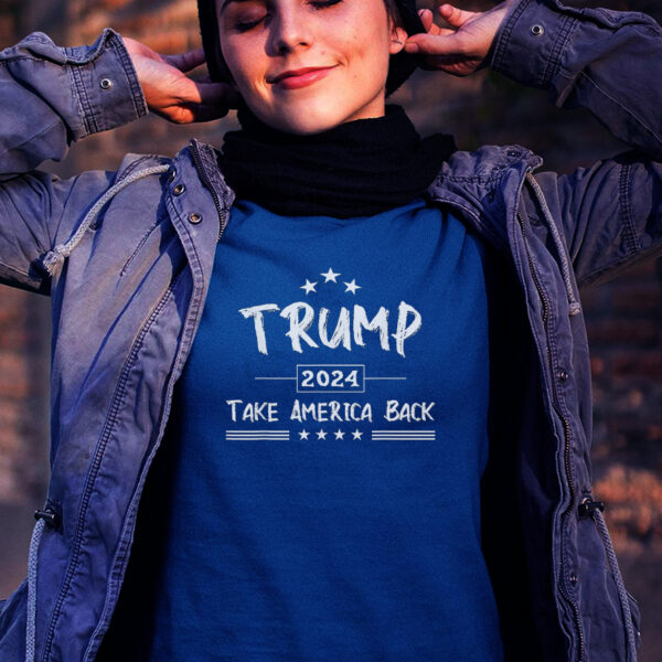 Reclaim America with Trump 2024: The Return of a Leader T-Shirt