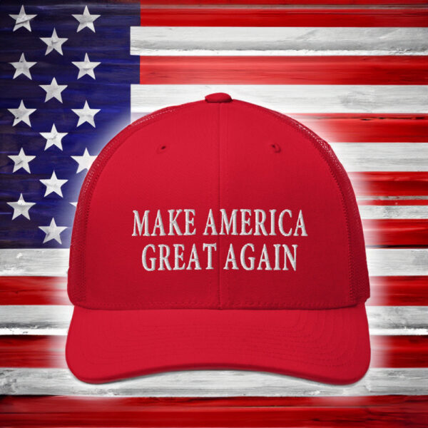 Make America Great Again: Embroidered Red Cap for Patriots