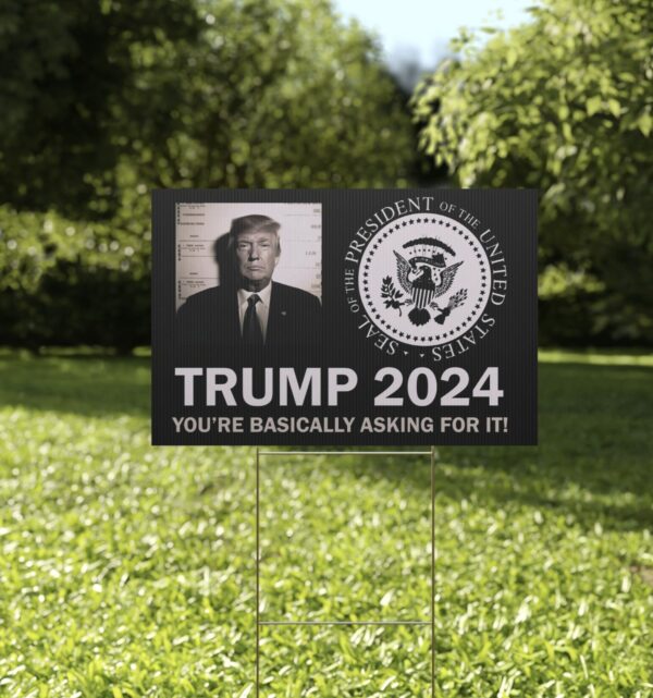 Trump Mugshot 2024: Indictment Yard Sign for MAGA Supporters - Image 4