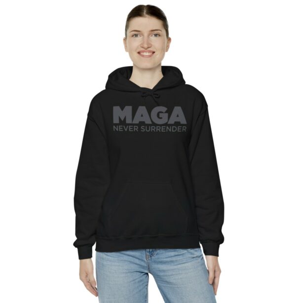 Trump MAGA Never Surrender Black Hoodie T-Shirts