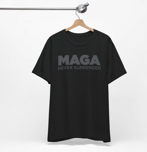 Trump MAGA Never Surrender Black Unisex T-Shirts