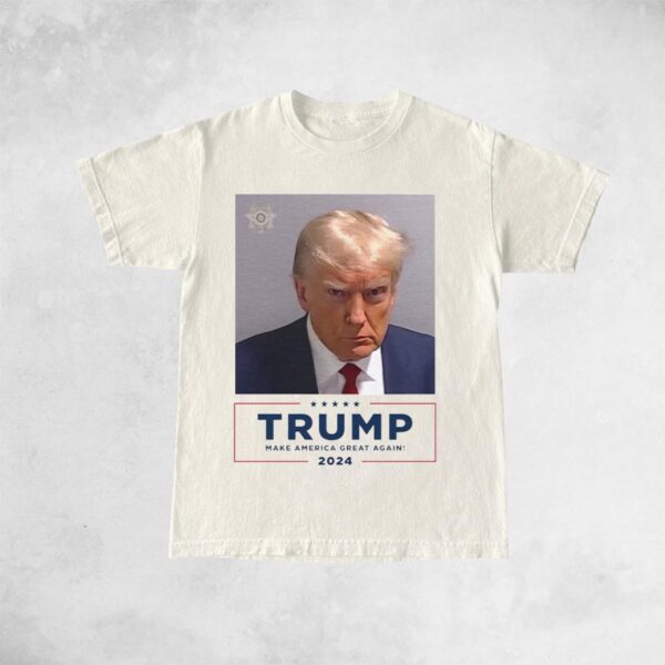 Trump Mugshot Make America Great Again 2024 T-Shirt