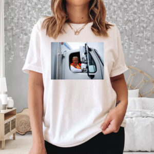 Garbage Truck For Trump T-Shirt5