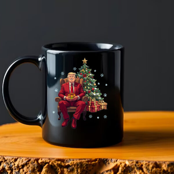 Trump Christmas Tree 2024 Mug 2