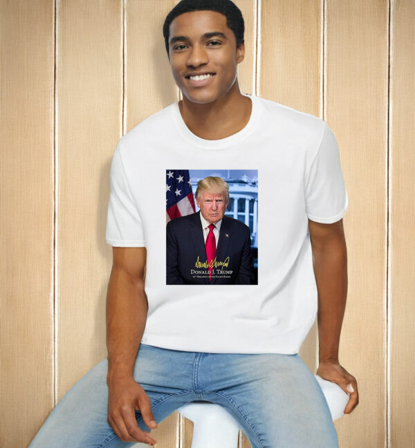 President Donald Trump Official Presidential Portrait With Signature T-Shirt